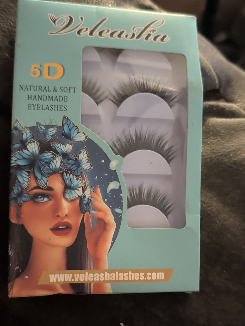 Veleasha 5D Natural & Soft Handmade Eyelashes - Black